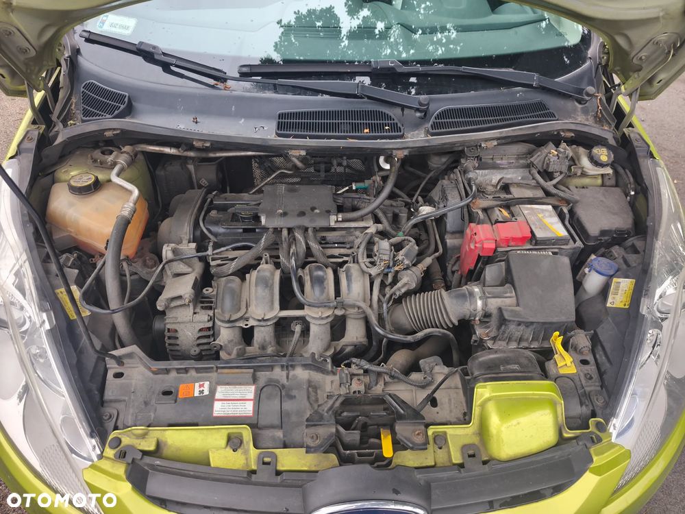 Ford Fiesta 1.4 Titanium - 13