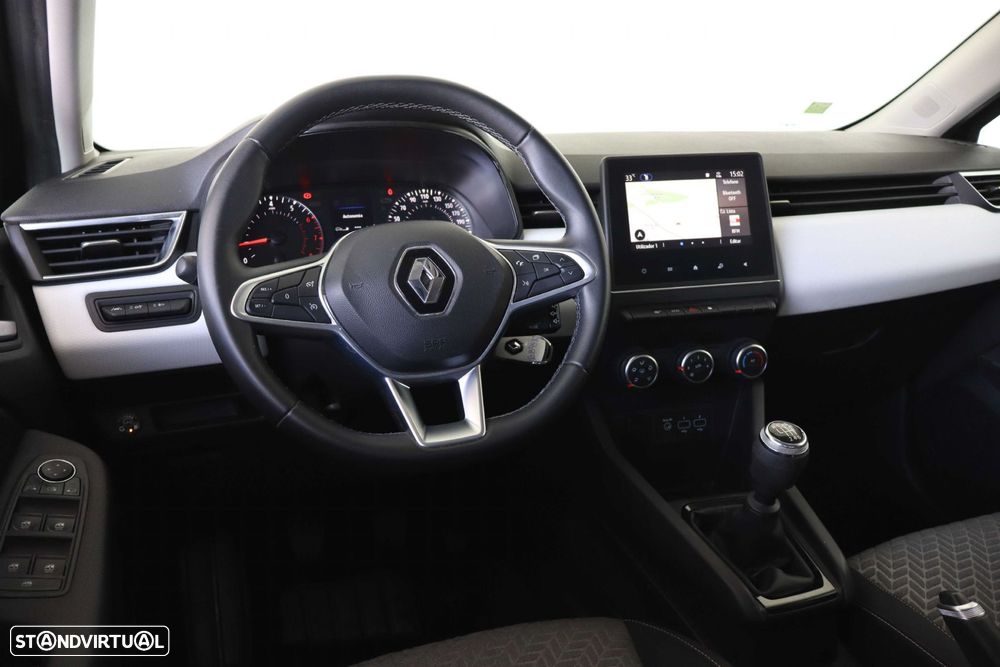 Renault Clio - 11