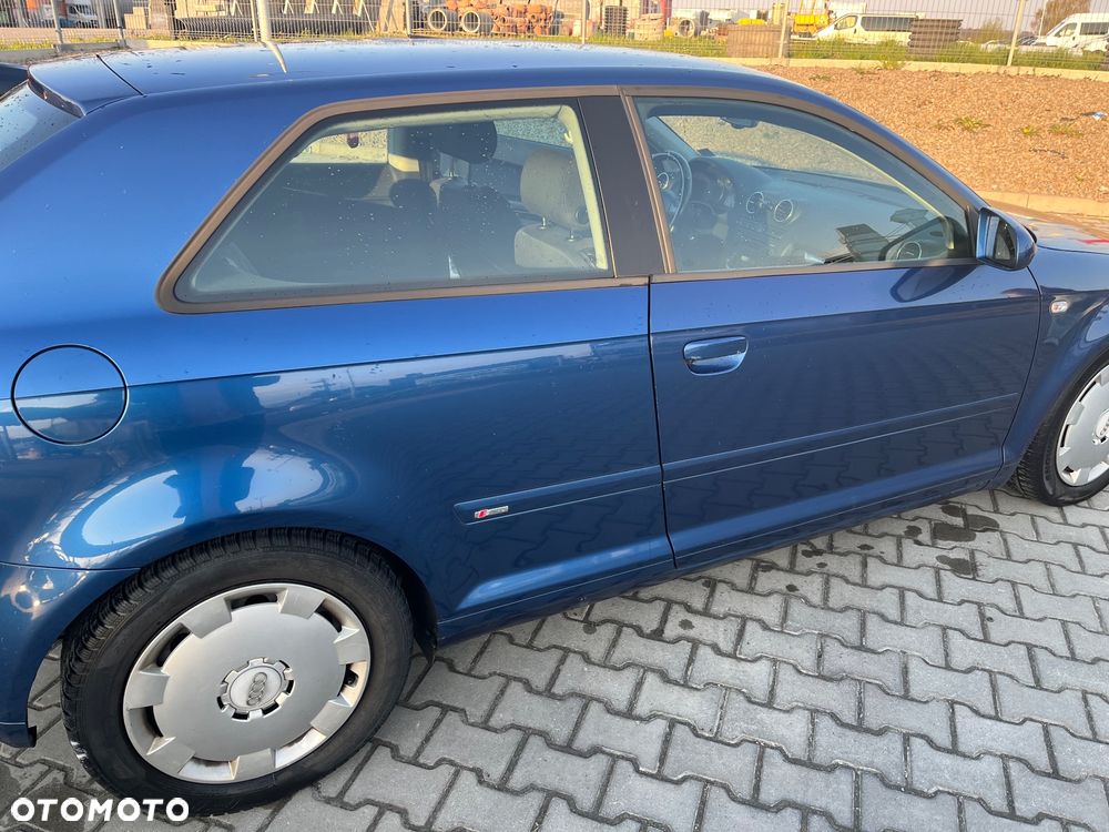 Audi A3 3-drzwiowe 1.6 S line Sportpaket (plus) - 5