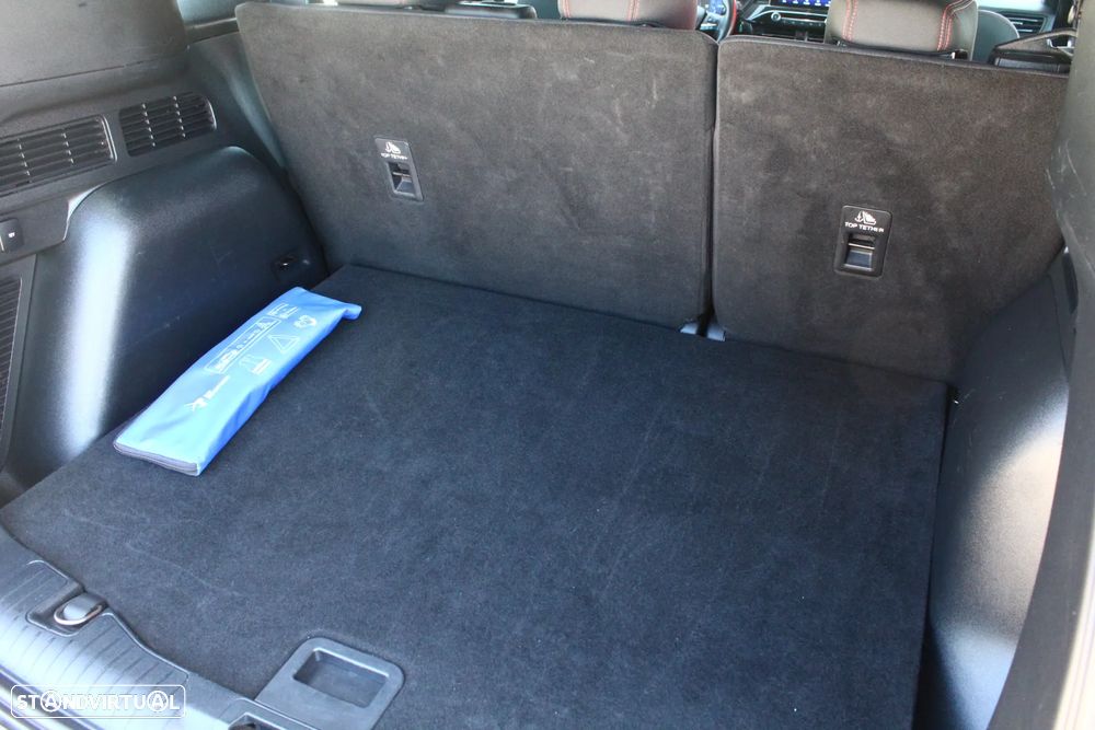 Ford Kuga 1.5 EcoBoost ST-LINE - 18