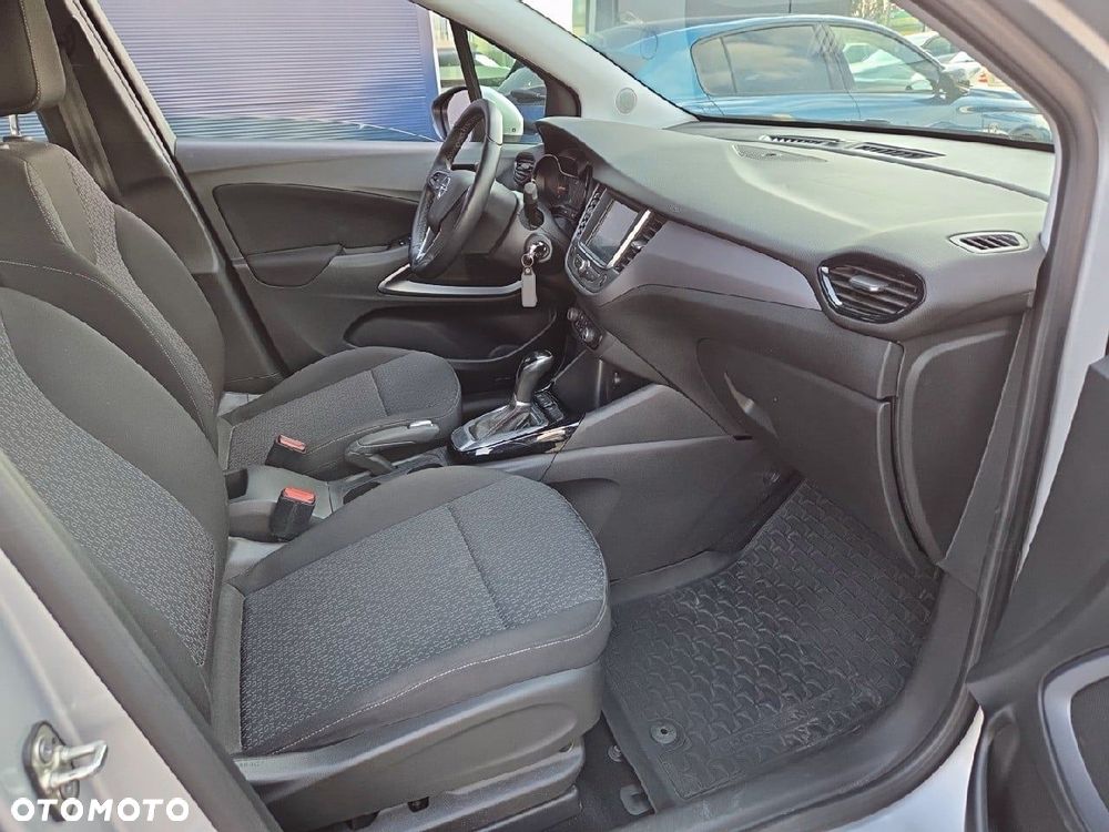 Opel Crossland X 1.2 T Enjoy S&S - 12