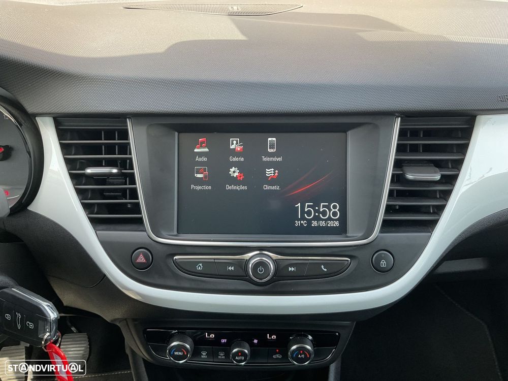 Opel Crossland 1.2 T Design & Tech - 30