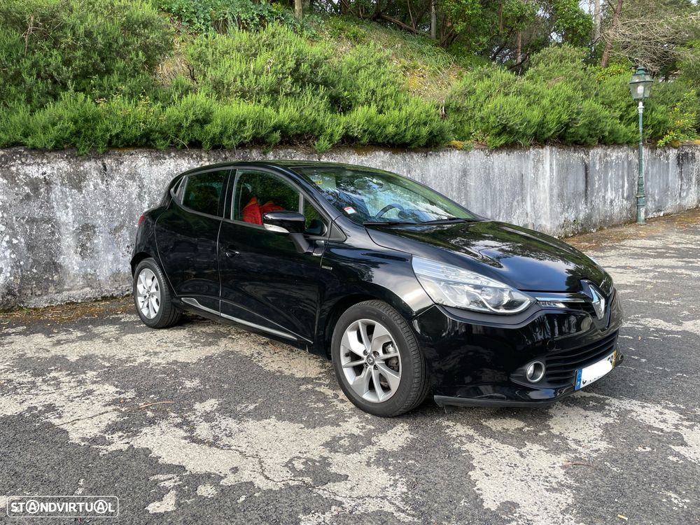 Renault Clio - 1