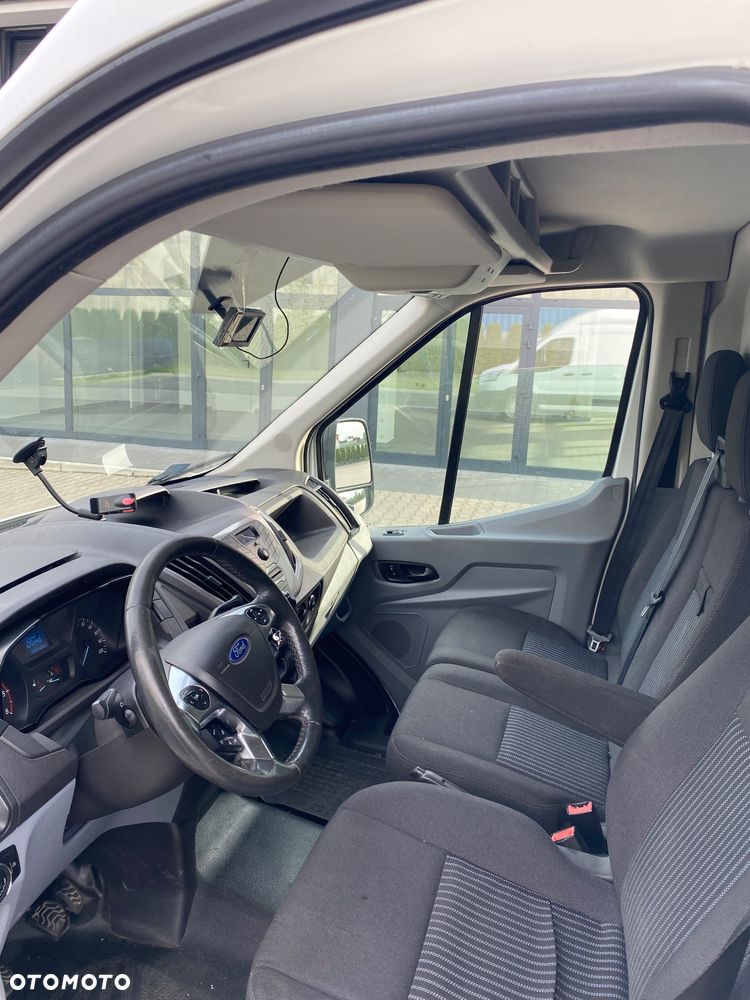 Ford Transit - 9