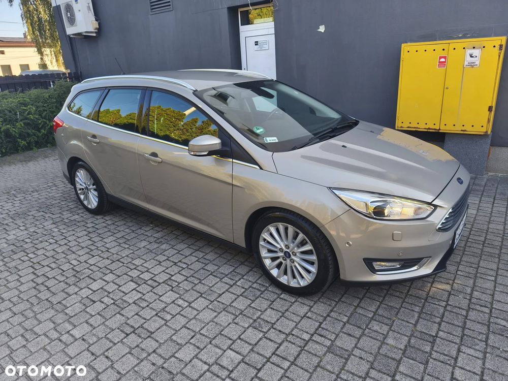 Ford Focus 1.5 EcoBoost Titanium ASS - 6
