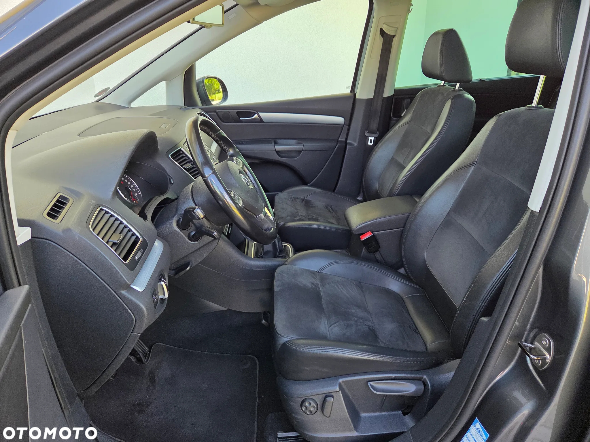 Volkswagen Sharan - 8