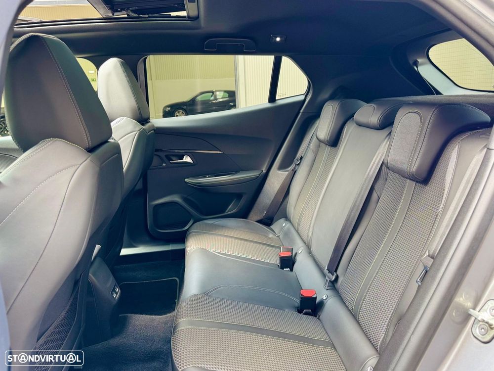 Peugeot 2008 1.2 PureTech GT Line - 50