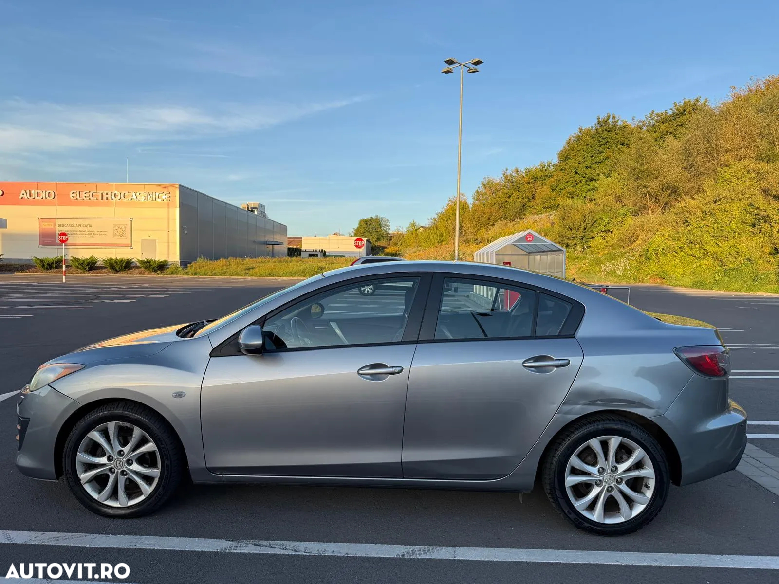 Mazda 3 - 7