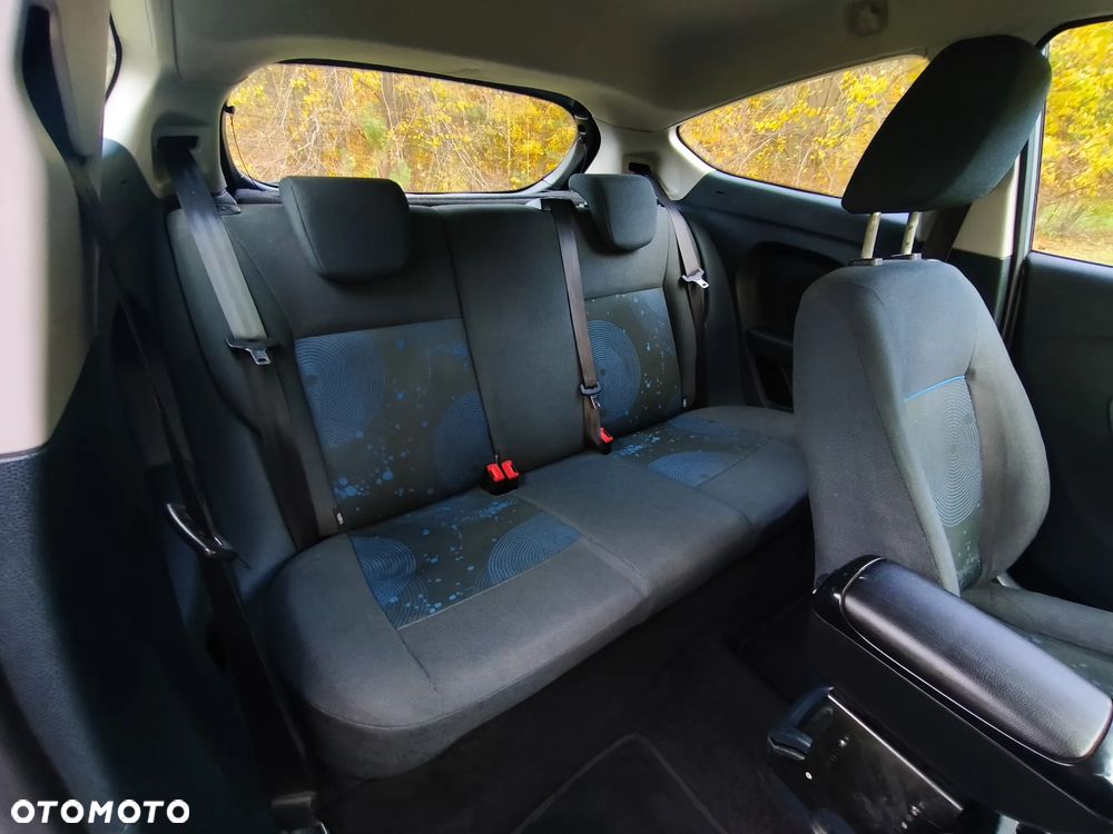 Ford Fiesta - 17