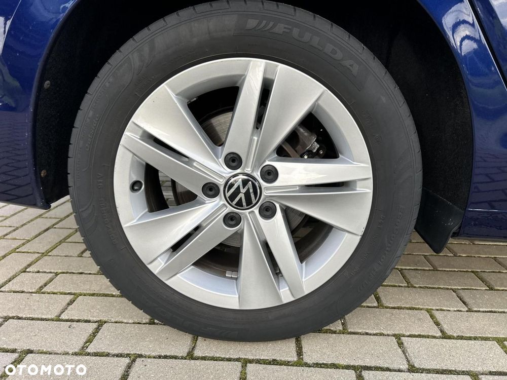 Volkswagen Golf - 18