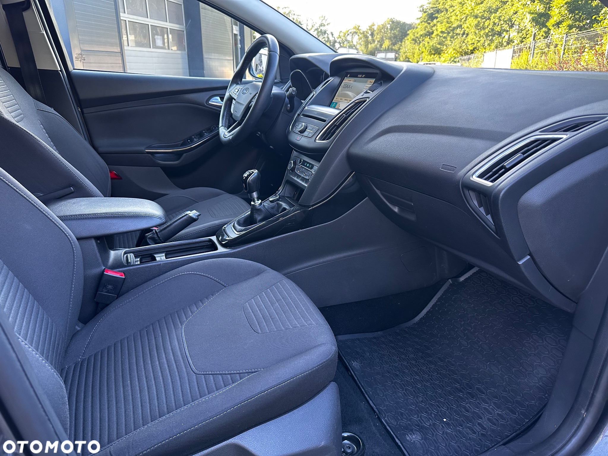 Ford Focus Turnier 1.5 EcoBoost Start-Stopp-System Business Edition - 32