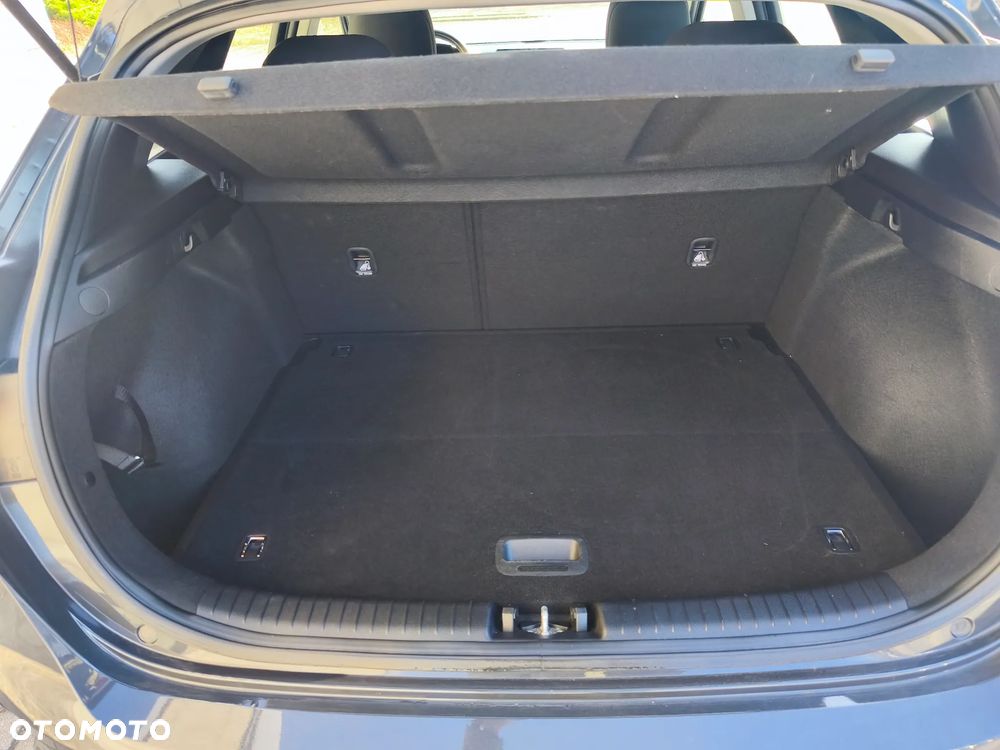 Kia Ceed 1.5 T-GDI M DCT - 21