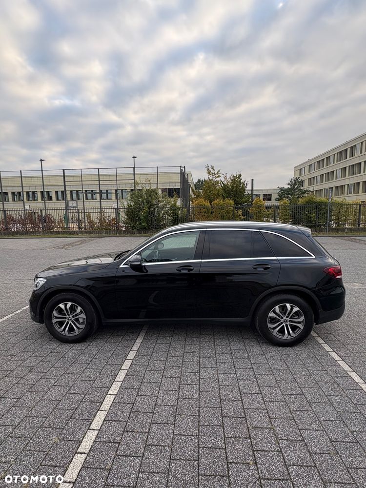 Mercedes-Benz GLC 200 - 1