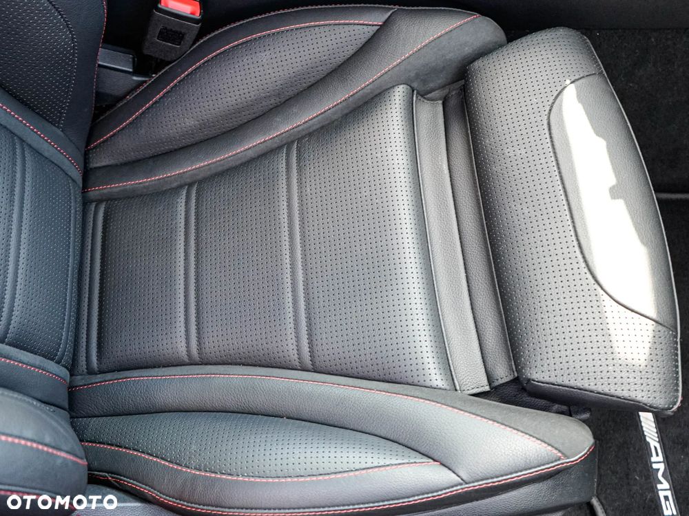 Mercedes-Benz GLC - 29