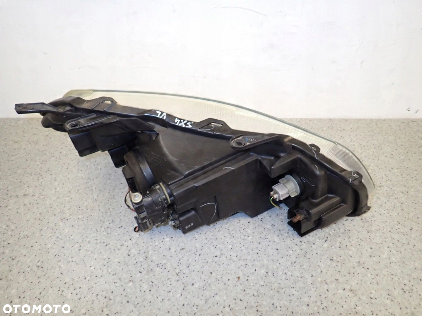 SUZUKI SX4 FIAT SEDICI 06-13 LAMPA PRZEDNIA LEWA REFLEKTOR - 8