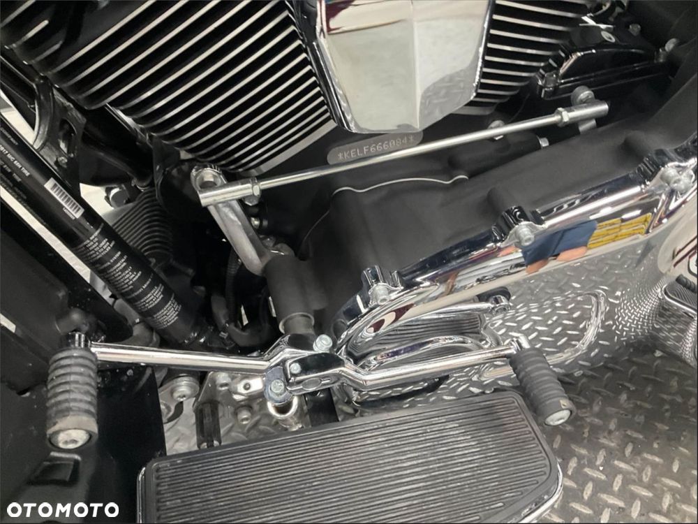 Harley-Davidson Touring Electra Glide - 20