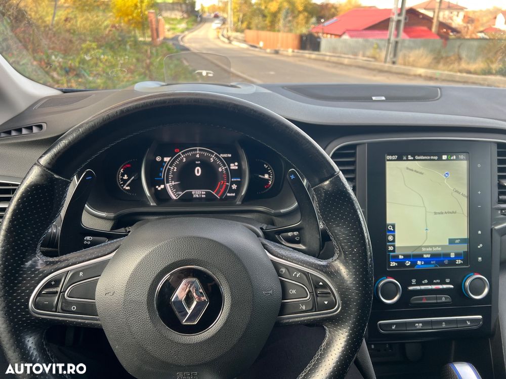Renault Megane ENERGY TCe EDC GT - 9