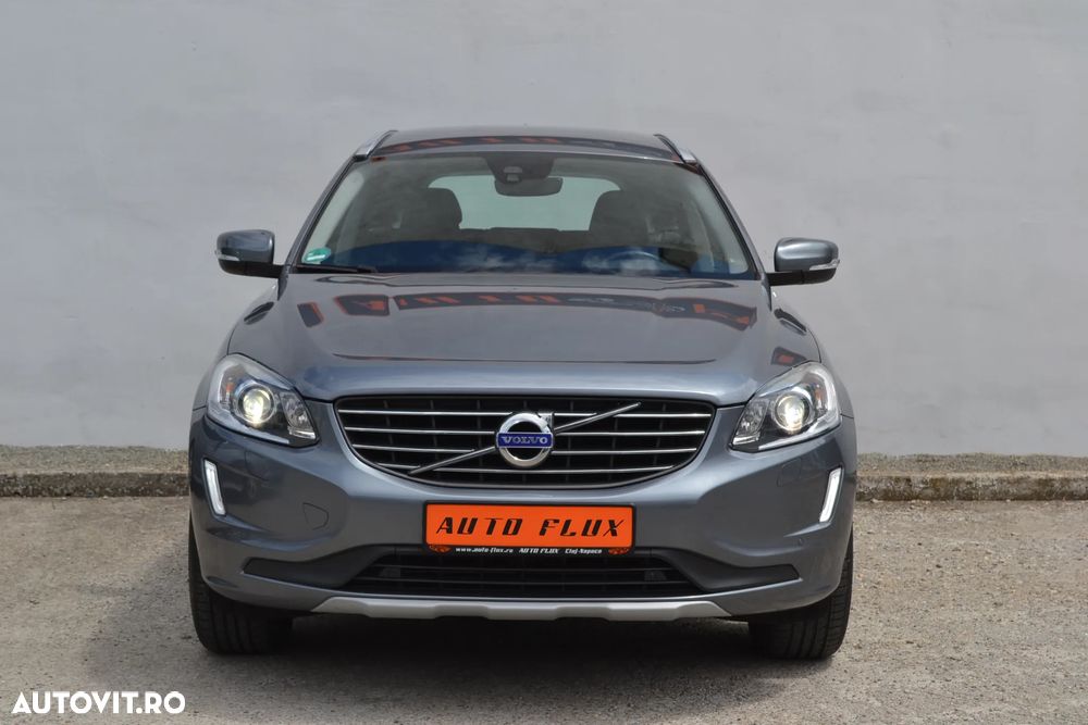 Volvo XC 60 D4 AWD Geartronic Summum - 2