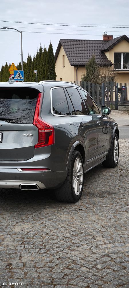 Volvo XC 90 - 8