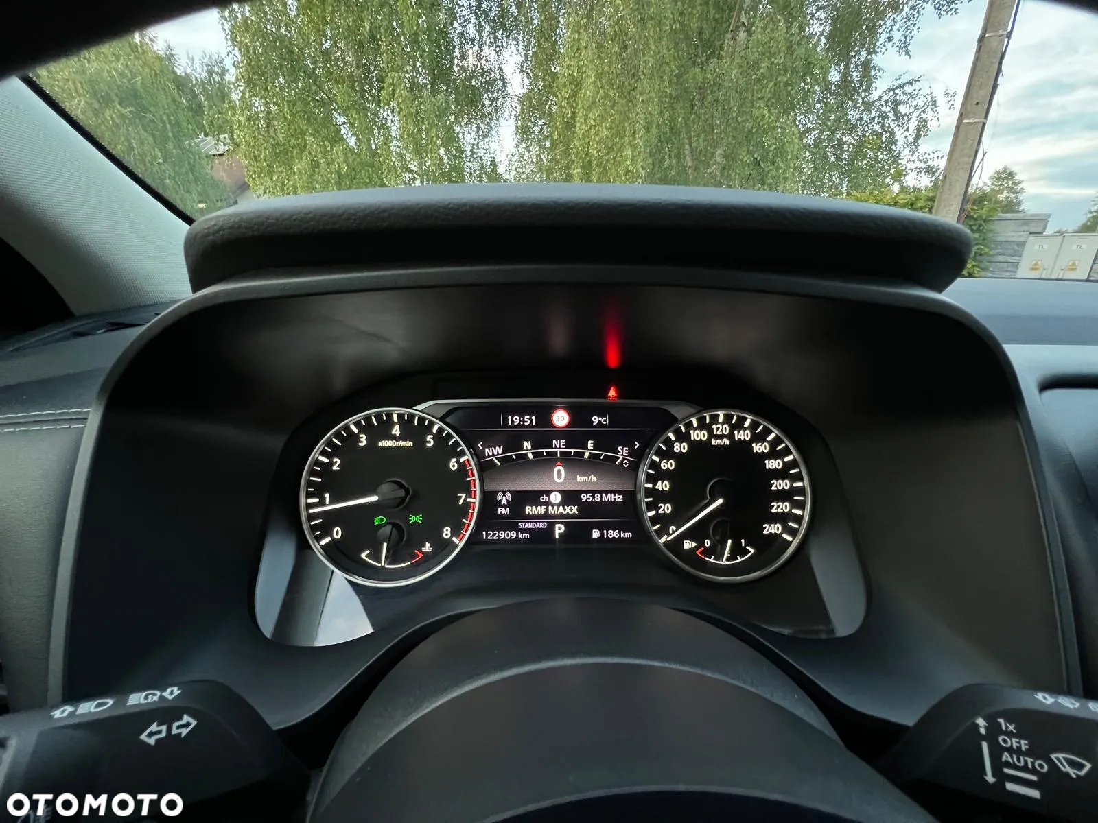 Nissan Qashqai 1.3 DIG-T N-Style DCT - 33