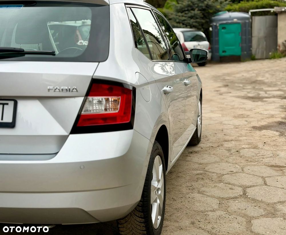 Skoda Fabia 1.0 TSI Ambition - 17