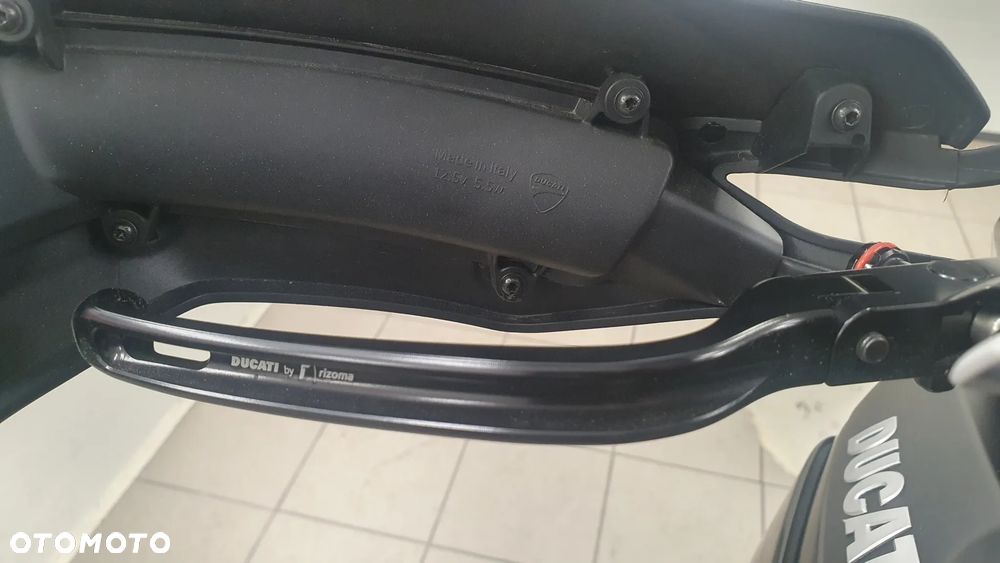 Ducati Multistrada - 10