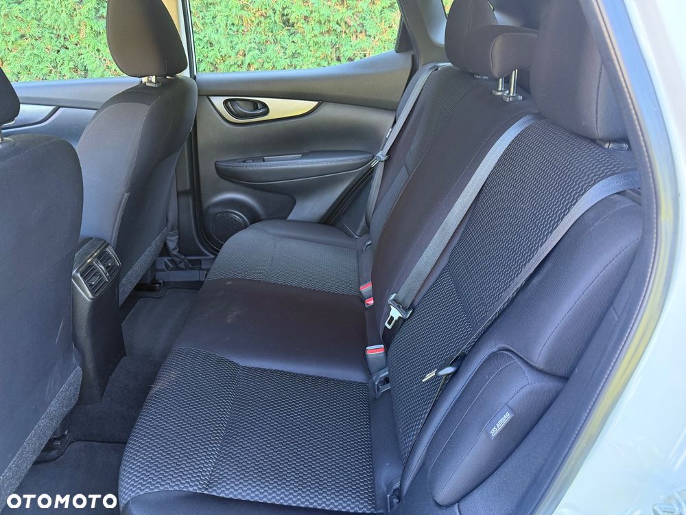 Nissan Qashqai - 15
