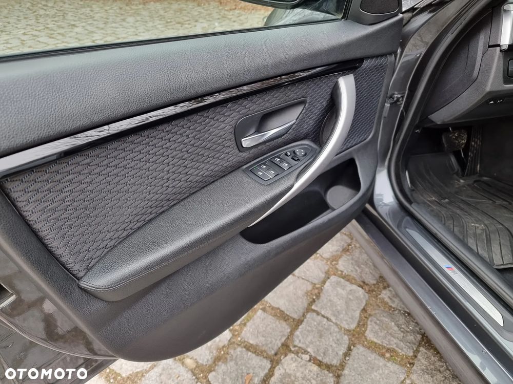 BMW Seria 4 420d xDrive Sport-Aut M Sport - 29