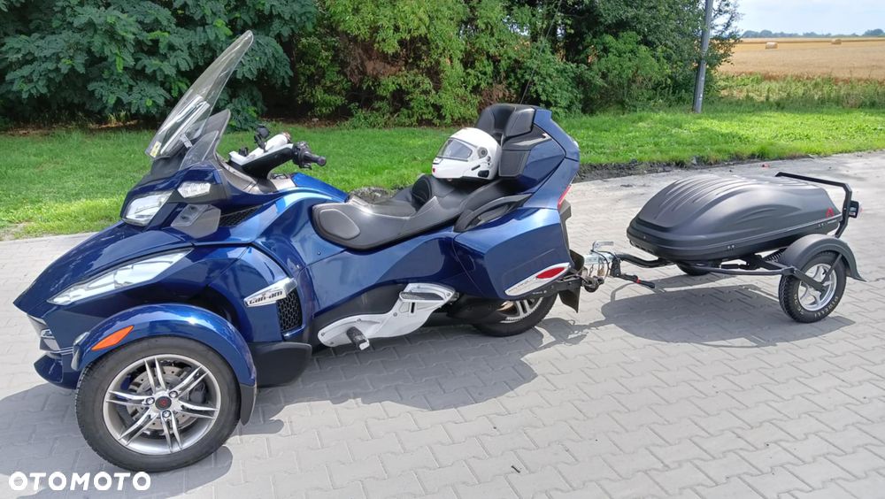 Can-Am Spyder - 6