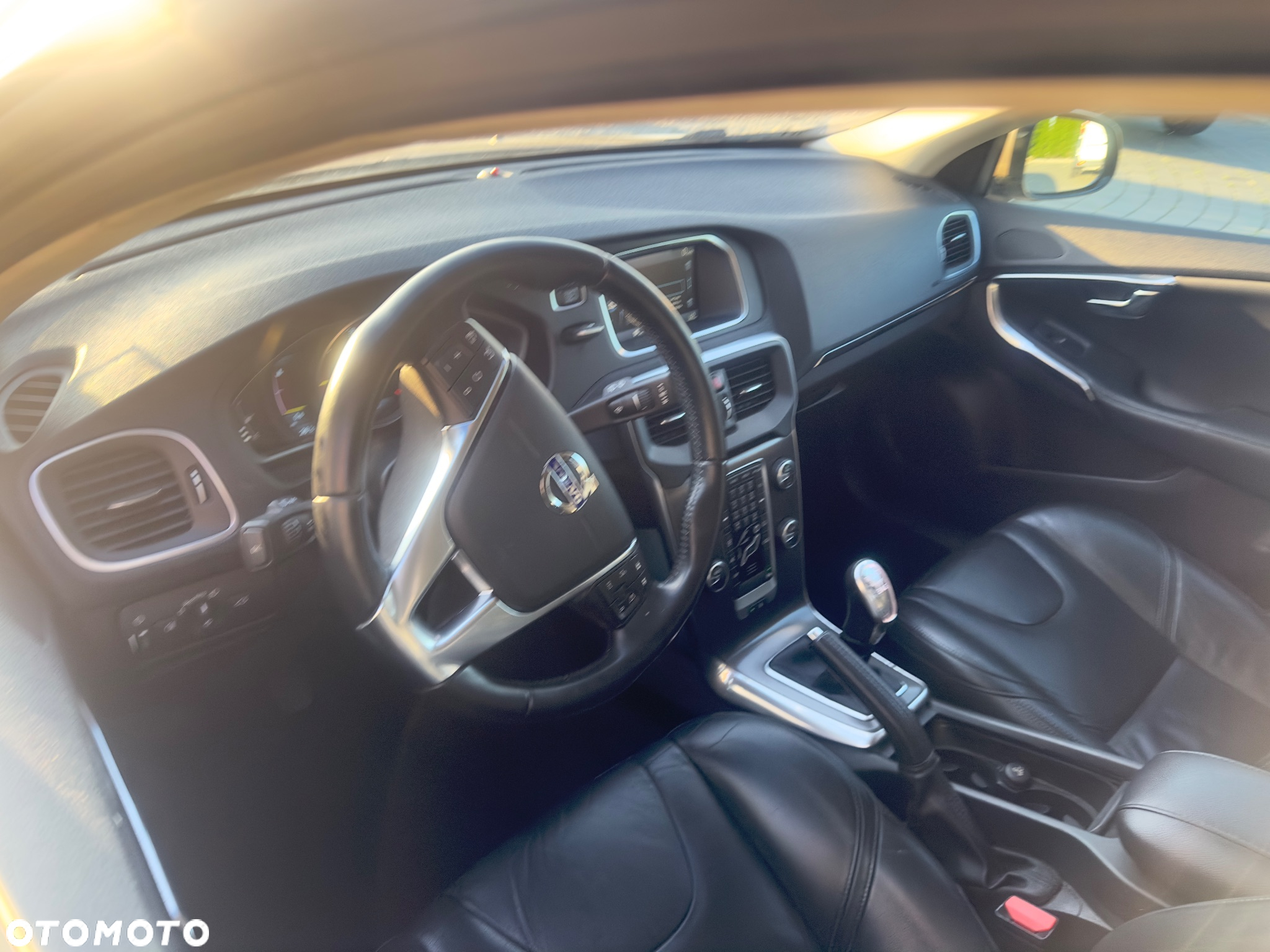 Volvo V40 D2 R-Design Momentum - 10