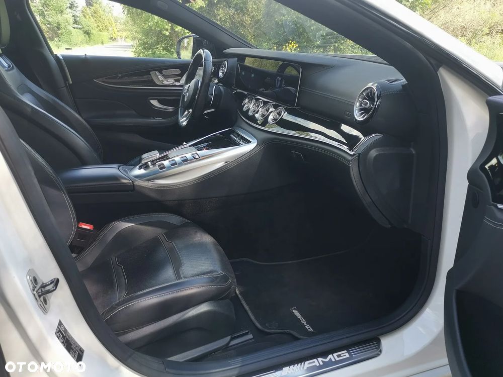 Mercedes-Benz AMG GT 43 4Matic+ 4D Speedshift TCT 9G - 17