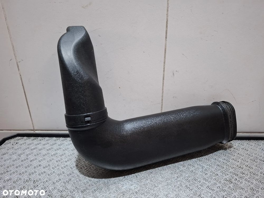 Rura filtra powietrza Kia Ceed II Hyundai i30 II 1,6 CRDI nr 28210-A5820