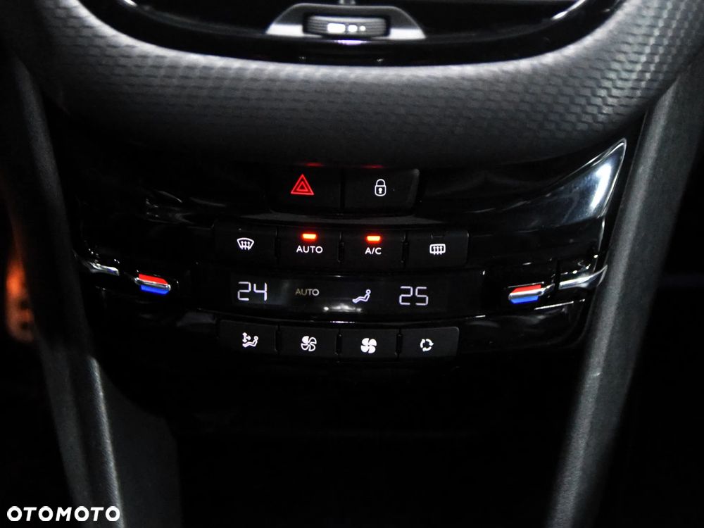 Peugeot 2008 PureTech 130 Stop&Start Crossway - 22