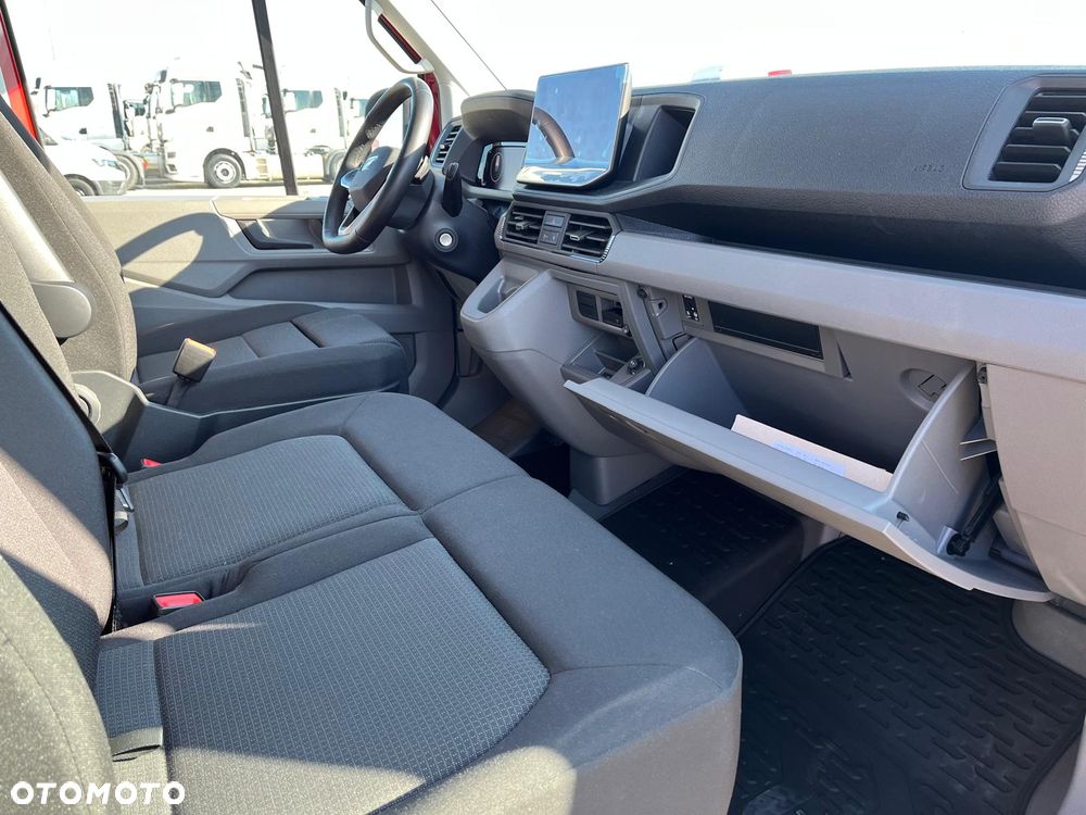 MAN TGE 3.180 4X2F SB - 11