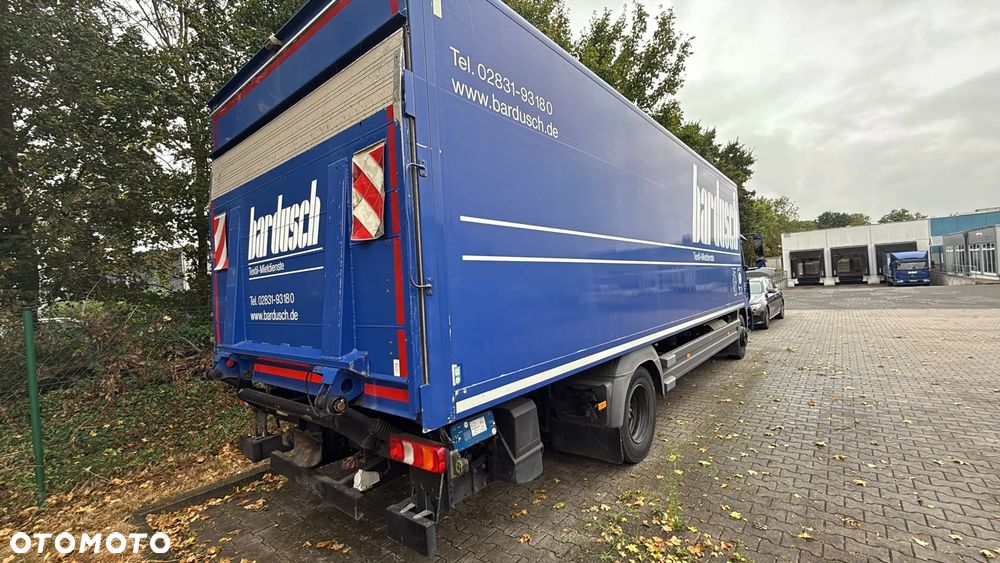 Mercedes-Benz Atego 1230 7.40m zaczep TOP1 STAN WINDA HAK z Niemiec UBRANIÓWKA czyściutki 6 cylindrów - 3
