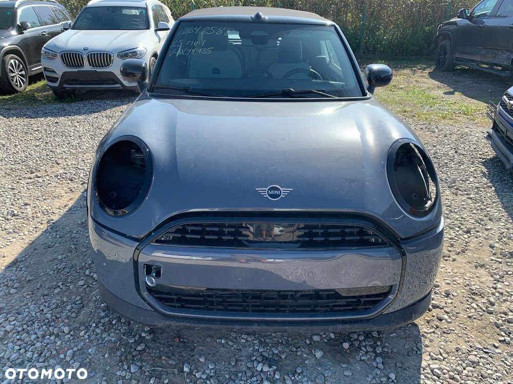 MINI Cooper C Favoured Trim - 2