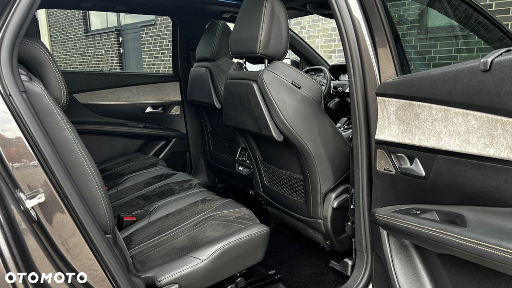 Peugeot 5008 PureTech 180 EAT8 Stop & Start GT - 32