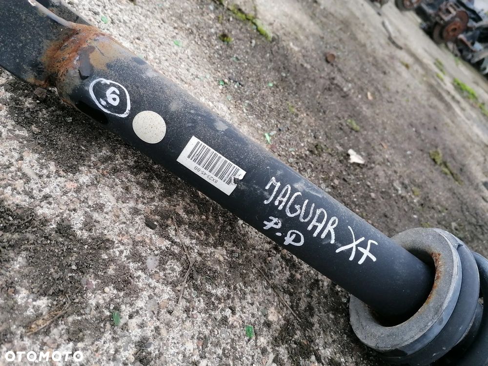 JAGUAR XF 2012r LIFT WAHACZ PRAWY TYŁ - 2