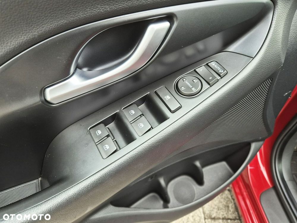 Hyundai i30 1.0 T-GDI Smart - 13