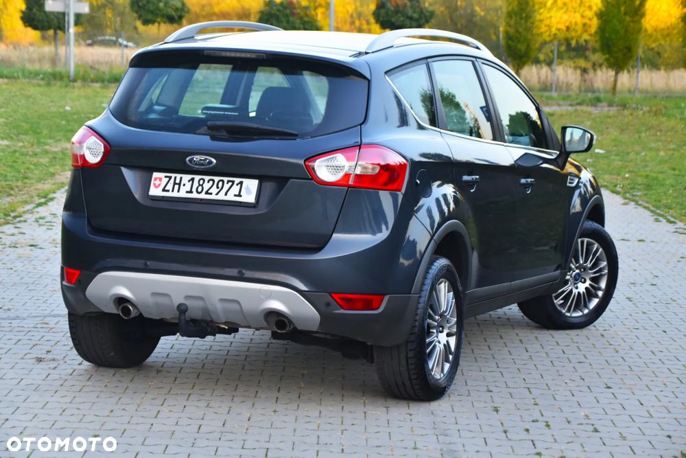 Ford Kuga 2.5 4x4 Titanium - 33