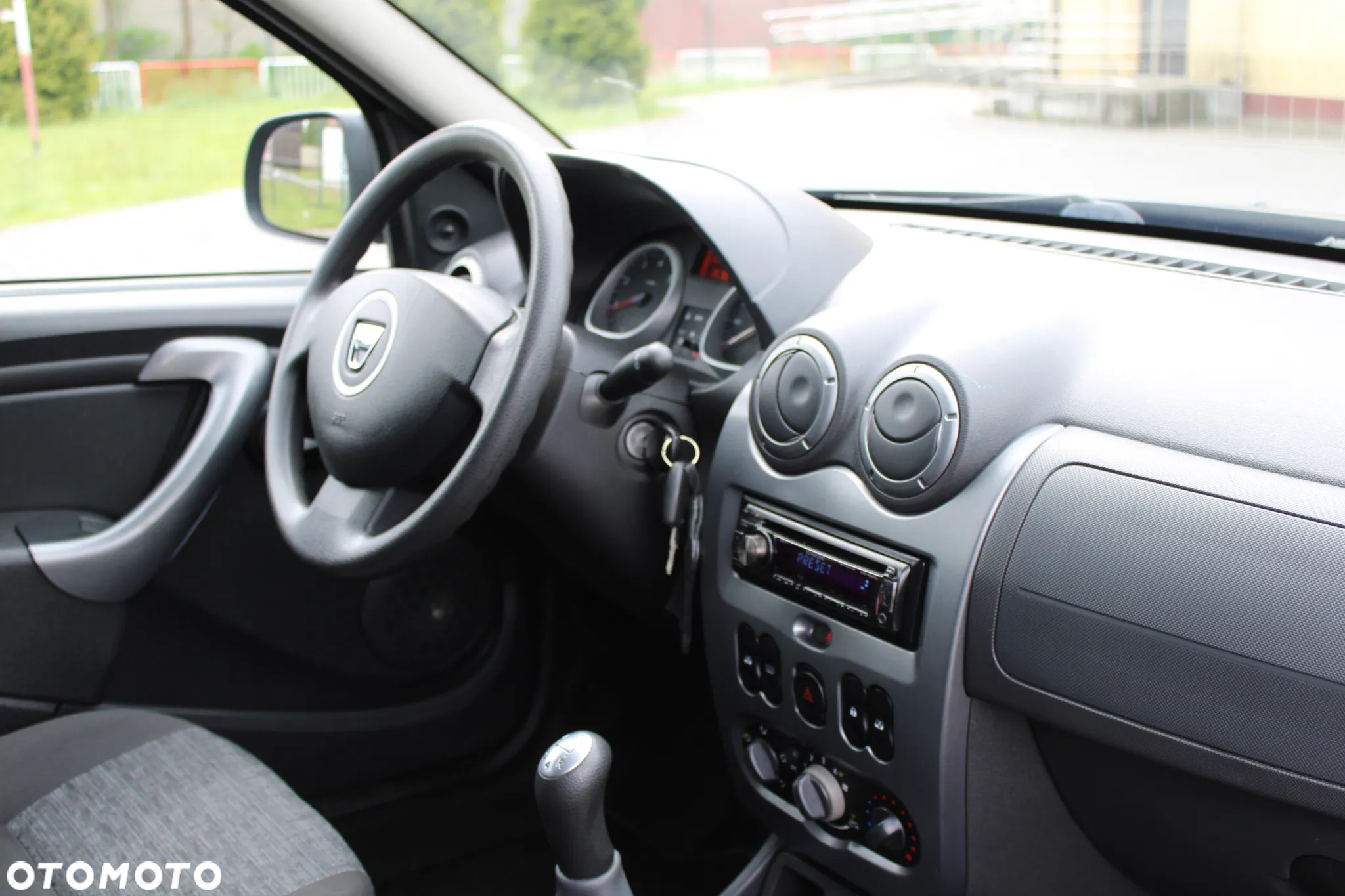 Dacia Duster 1.6 16V 4x2 - 21
