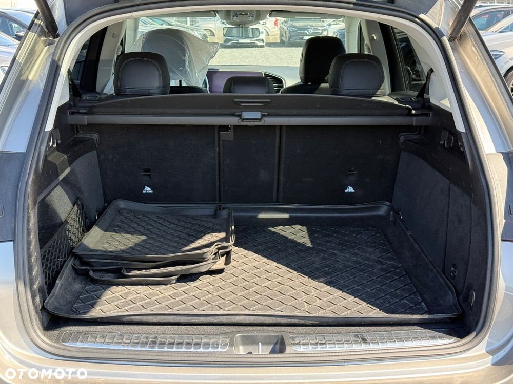 Mercedes-Benz GLE 300 d 4-Matic - 24