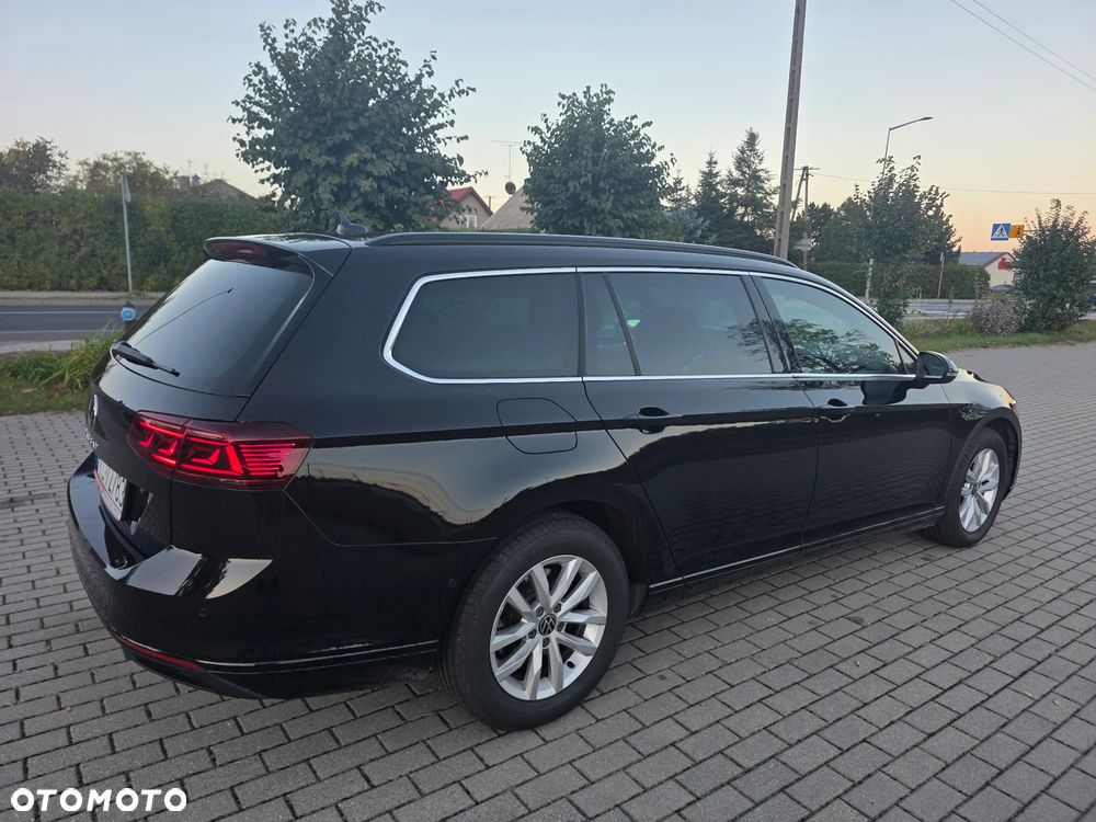 Volkswagen Passat 2.0 TDI SCR Style DSG - 10