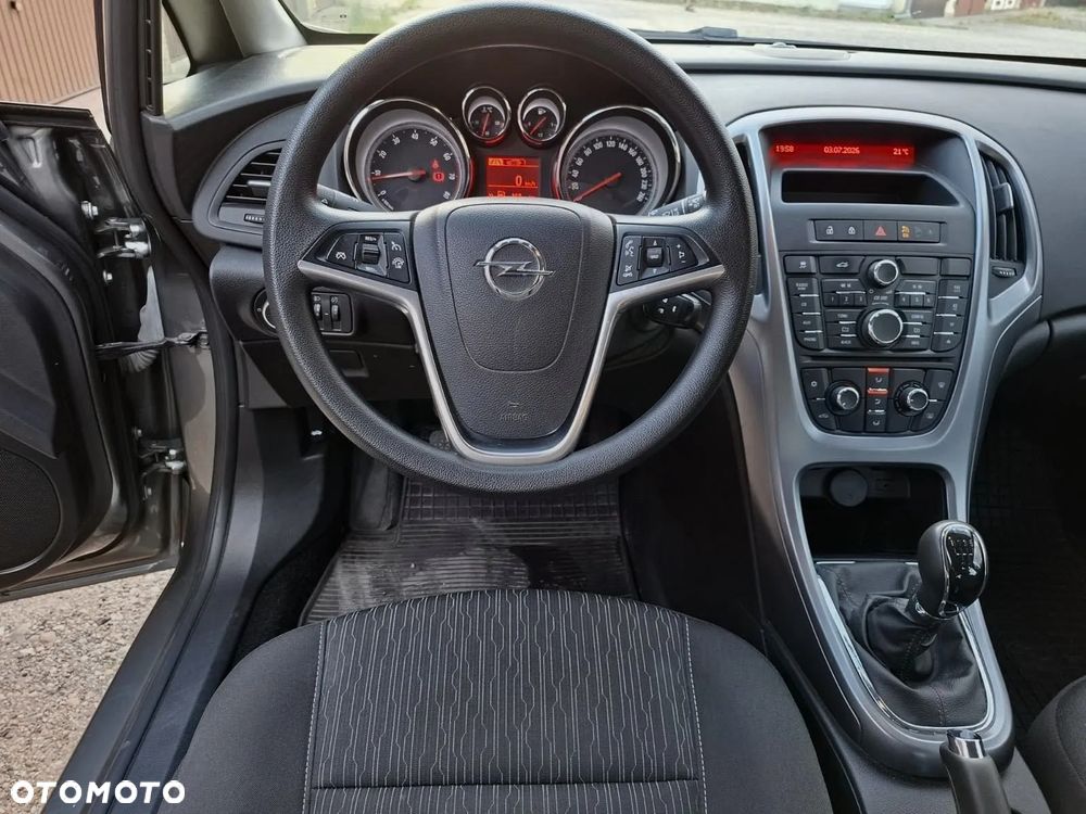 Opel Astra 1.4 T Energy EU6 - 14
