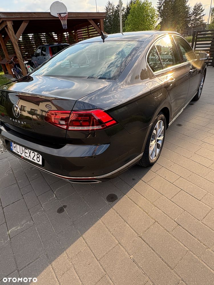 Volkswagen Passat 2.0 TSI Elegance DSG - 4