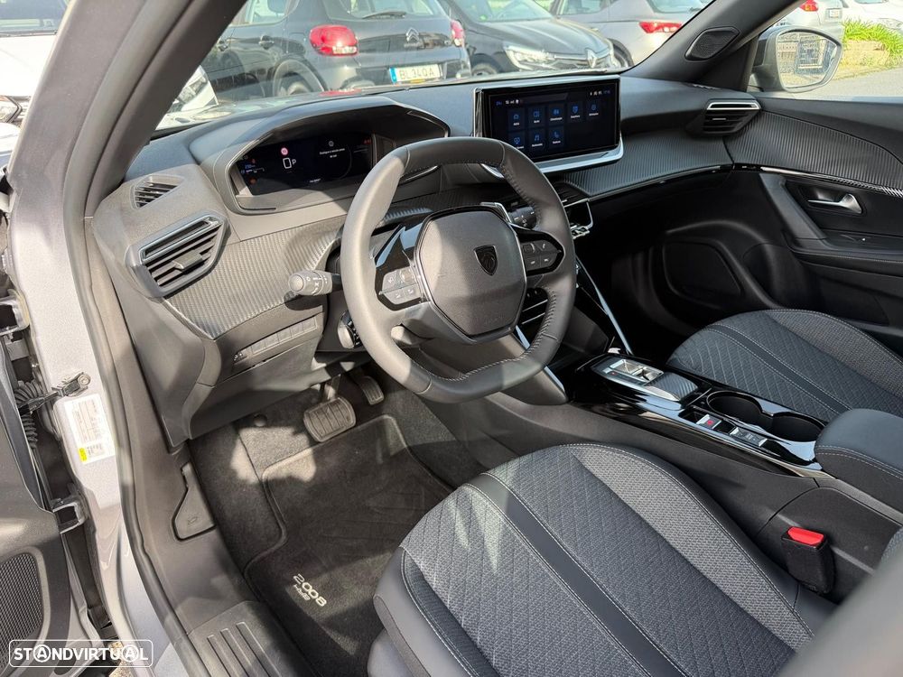 Peugeot 2008 1.2 Hybrid Allure e-DCS6 - 9