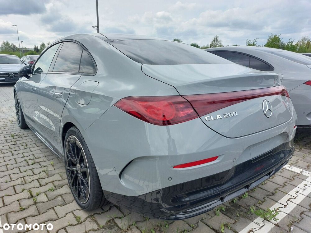 Mercedes-Benz CLA - 4