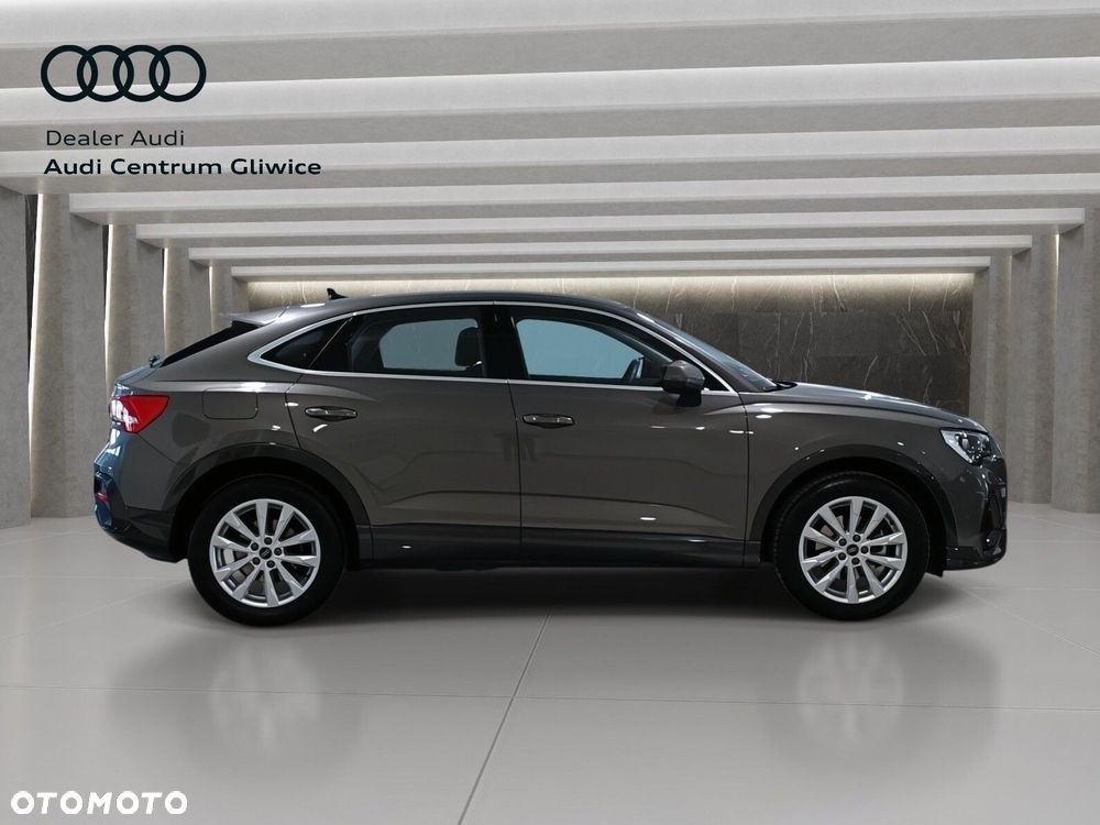 Audi Q3 Sportback - 8