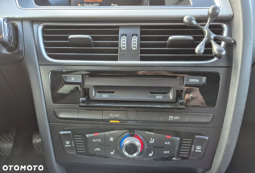 Audi A4 Avant 2.0 TDI - 12