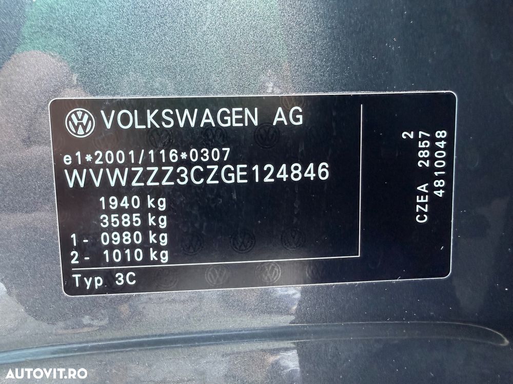 Volkswagen Passat - 19